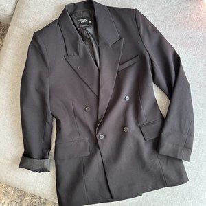 Zara | double breasted, oversized black blazer